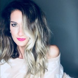 Meet your Posher, Angella